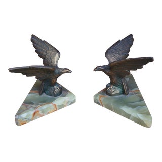 Mid 20th Century Vintage Art Deco Brass Eagle Bookends Paperweight Triangular Stone Base - a Pair For Sale