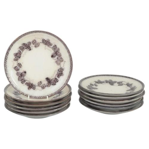 1930s Round Faience Mullbär Pattern Plates with Grapevine Motif from Gefle, 1930s, Set of 12 For Sale - Image 5 of 5