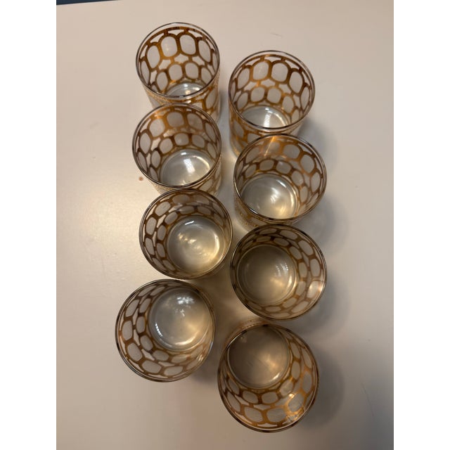 1960s 1960s Cera Signed Mid-Century “Golden Windows” 22k Gold Cocktail Glasses Set of 8 For Sale - Image 5 of 6