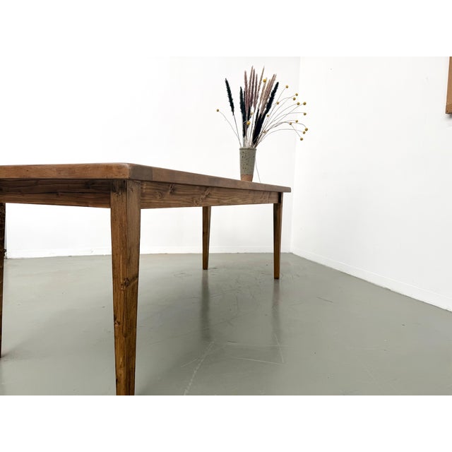 Wood Farmhouse Table with Oak Top and Tapered Pine Legs, France, 1950s For Sale - Image 7 of 18