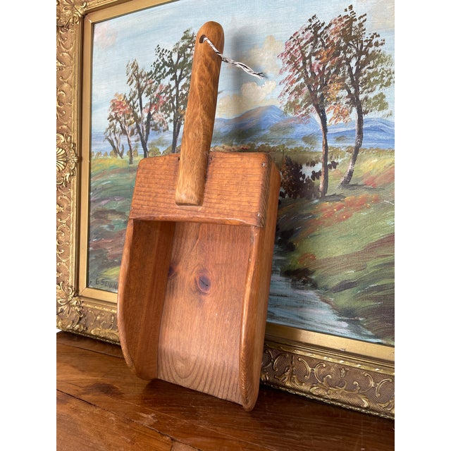 Vintage Hand-Carved Solid Wood Grain Scoop With Sculpted Handle and Maker's Mark. For Sale - Image 4 of 10