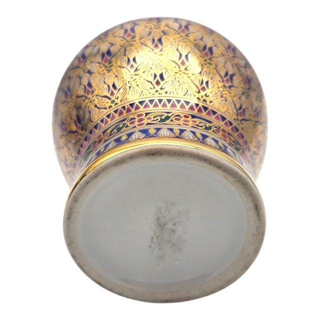 Late 20th Century Thai Benjarong Hand-Painted Gilt Porcelain Covered Jar 6.6" For Sale - Image 13 of 17