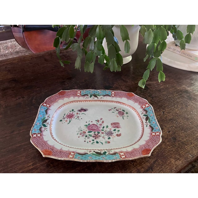 Antique 18th Century Chinese Export Famille Rose Porcelain Platter - Qianlong Period For Sale - Image 14 of 17