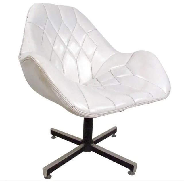 Mid-Century Modern Tufted Swivel Lounge Chair For Sale - Image 10 of 10