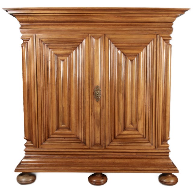 Antique Cabinet in Walnut, 1770 For Sale - Image 6 of 18