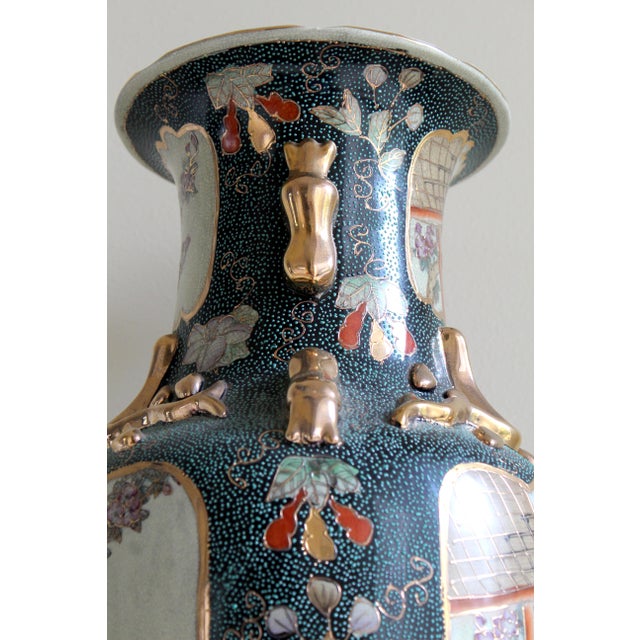 Vintage Royal Satsuma-Style Porcelain Vase – Hand-Painted Geishas & Gilded Handles For Sale - Image 17 of 18