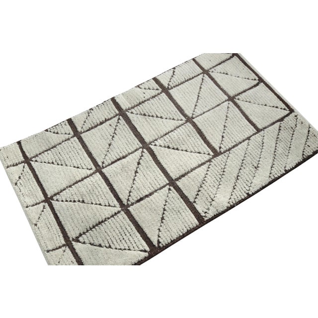 2020s Rug & Kilim's Moroccan Rug in Ivory and Brown With Geometric Design For Sale - Image 5 of 7