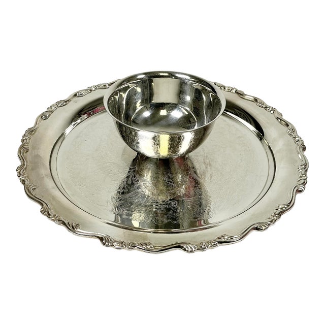 Mid-Century Hollywood Regency Traditional Baroque Oneida Silverplate Tray With Attached Dip Bowl For Sale