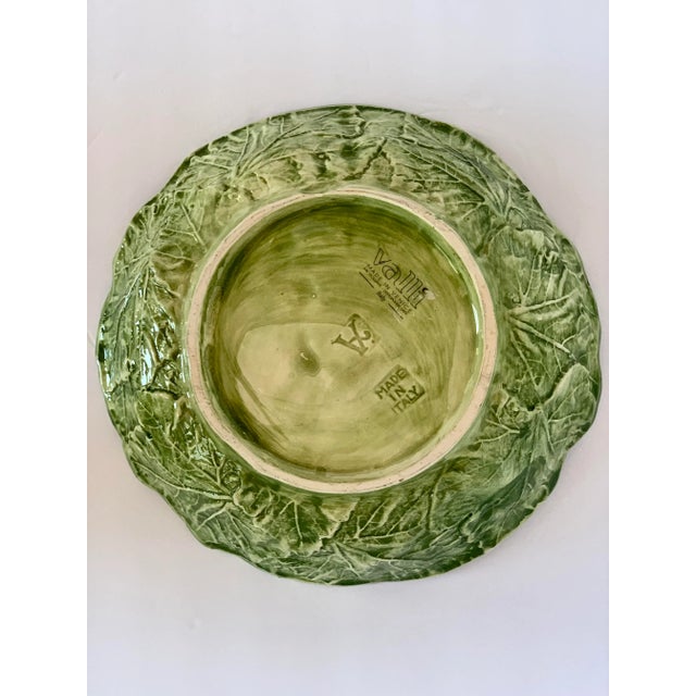 1970's 'Valli' Majolica Style Decorative Pottery Bowl Depicting Grapes Clusters & Grape Leaves, Made in Venice, Italy For Sale In San Antonio - Image 6 of 13