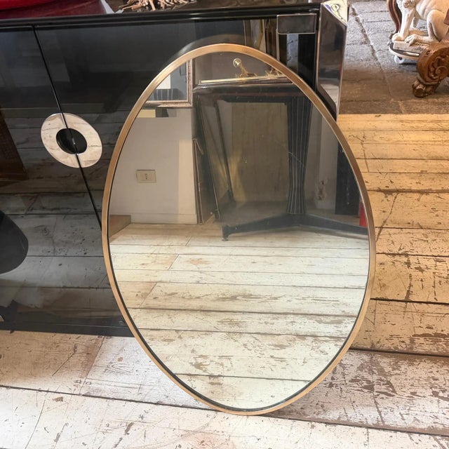 1950s Gio Ponti Style Mid-Century Modern Solid Brass Egg Shaped Wall Mirror For Sale - Image 12 of 13
