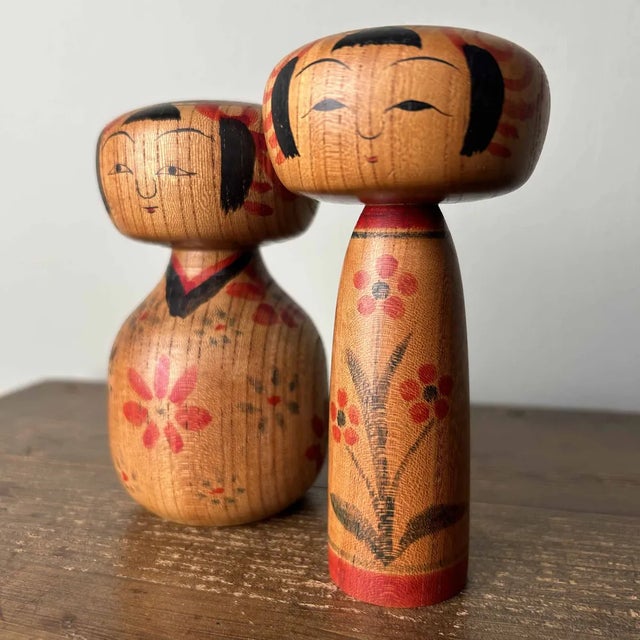Mid-Century Modern Vintage Japanese Kokeshi Figurines, 1950s, Set of 2 For Sale - Image 3 of 9