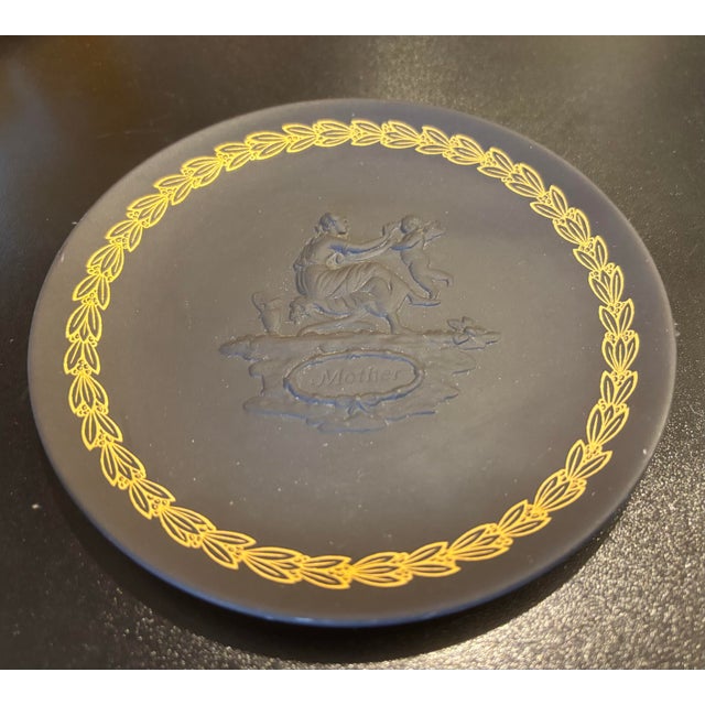 Neoclassical 1970s Wedgwood Black Basalt “Mother” Plate For Sale - Image 3 of 6