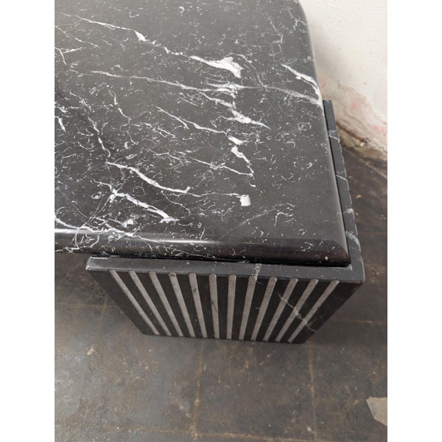 Stone Italian Postmodern Eye or Teardrop Shaped Marble Coffee Table 1980s For Sale - Image 7 of 9