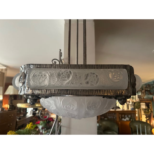 1930s Art Deco Chandelier in Glass and Wrought Iron, 1930s For Sale - Image 5 of 18