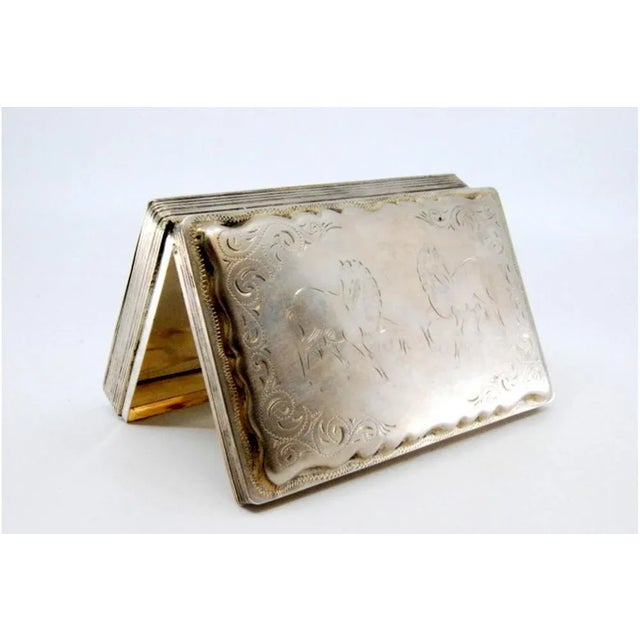 Plain Silver Snuffbox with Engraved Equestrian Scene For Sale - Image 9 of 11