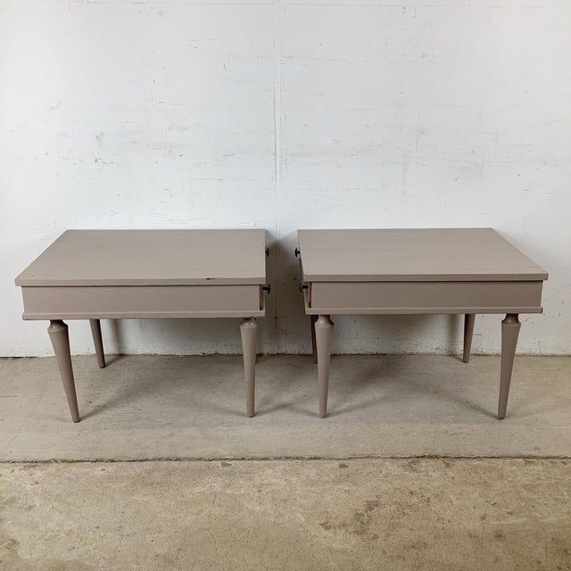 Mid-Century Modern Mid 20th Century Pair of Painted American of Martinsville Nightstands With Tapered Legs For Sale - Image 3 of 12