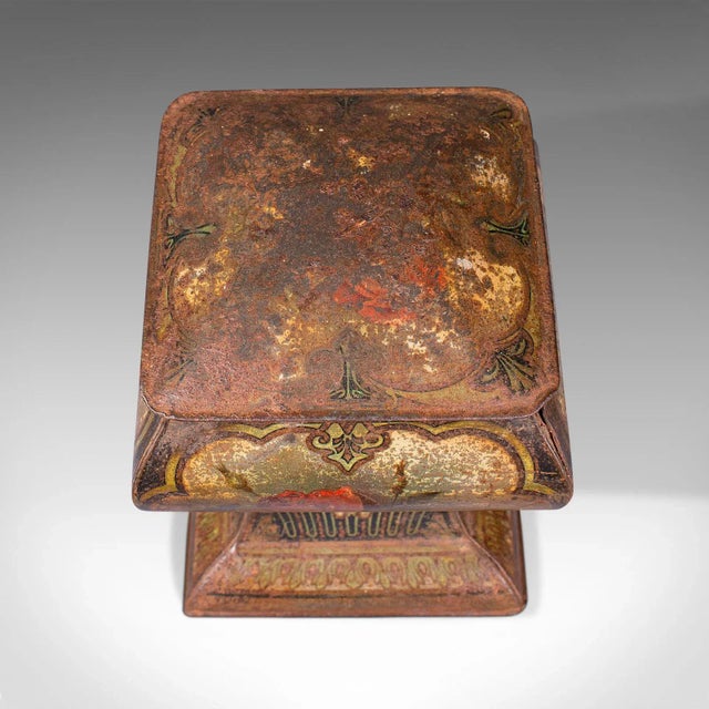 1910s Antique Edwardian English Decorative Biscuit Tin For Sale - Image 11 of 13