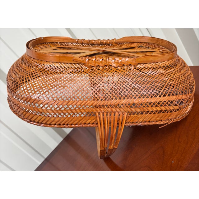 Wood Vintage Hunan Products Handwoven Bamboo Basket With Handle, Made in China, Original Label For Sale - Image 7 of 11