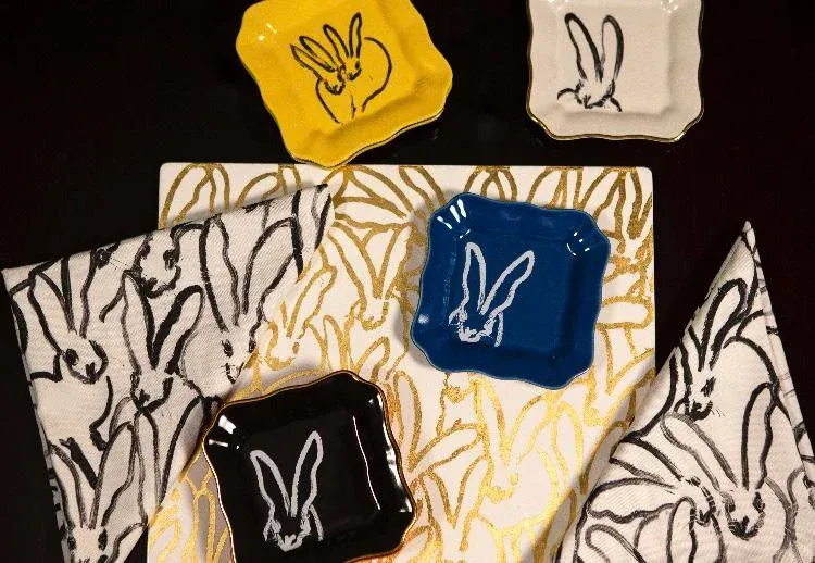 Hunt Slonem Rabbit Run Lacquer Placemat - Thumbnail 2