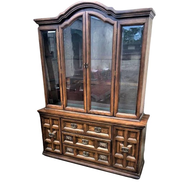 Vintage Breakfront Holman Manufacturing Large Spanish Revival Oak Standing China Cabinet - 1960s For Sale - Image 9 of 9