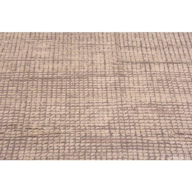 Early 21st Century Nazmiyal Collection Large Modern Minimalist Area Rug For Sale - Image 5 of 8