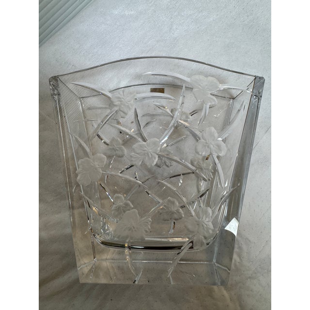 Hoya Purple Dew Iris Relief Crystal Vase With Box For Sale - Image 4 of 12