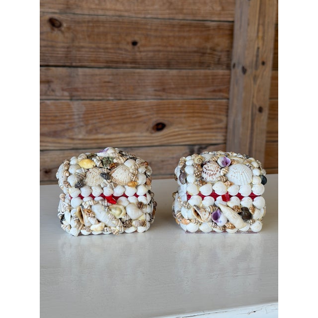 Pair of Vintage Shell Encrusted Velvet Lined Trinket or Ring Boxes For Sale - Image 10 of 11