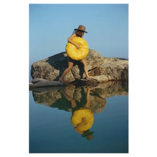 Slim Aarons, Finding a Spot, Estate Stamped Photographic Print, 1973 / 2020s For Sale