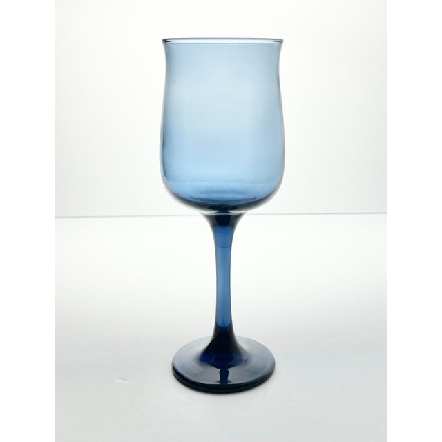 Libbey Glass Co. 1980s Libbey “Connoisseur (Dusky Blue, Tulip)” Set of 8 Water Glasses For Sale - Image 4 of 5