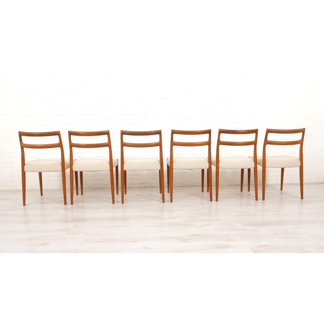 Wood Dining Chairs by Johannes Andersen from Uldum Mobelfabrik, Set of 6 For Sale - Image 7 of 18
