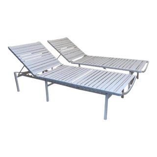 Pair of Mid Century Outdoor Patio Chaise Lounge Chairs Attributed to Brown Jordan Regent For Sale