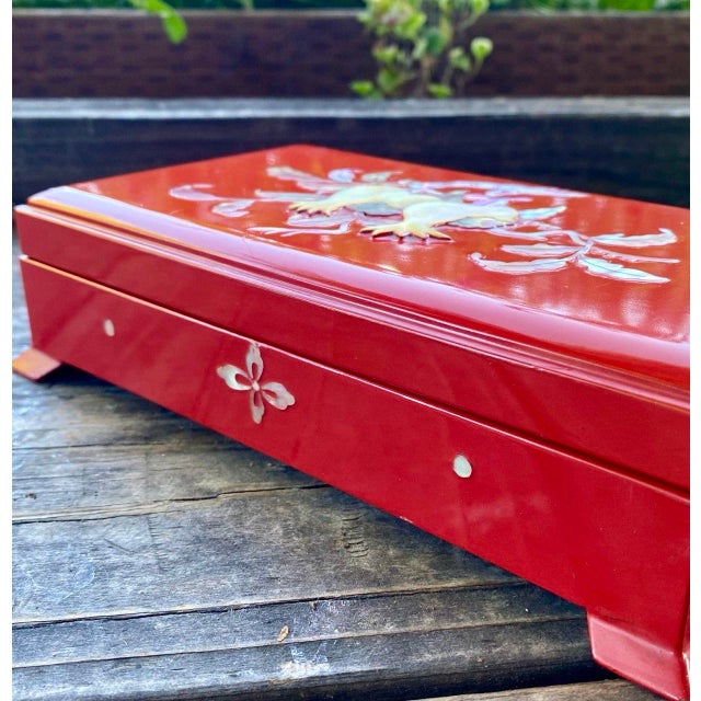 Mid 20th Century Vintage Japanese Red Lacquer Smoking Box With Mother-of-Pearl Pomegranate Inlay, KBS-Tv Presentation Piece, 1963 For Sale - Image 5 of 12