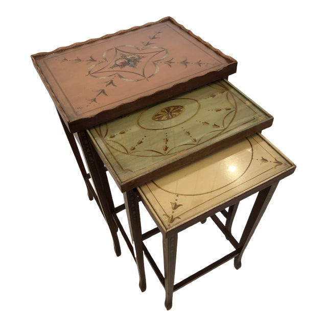Vintage Hand Painted Nesting Tables in Pastel Colors -Set of 3 For Sale