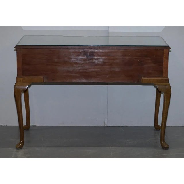 Burr Walnut Art Deco Console Table from Denby & Spinks For Sale - Image 15 of 18