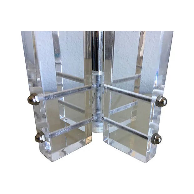 1960s Oversize Lucite Palm Lamp & Shade by Astrolite For Sale - Image 5 of 10