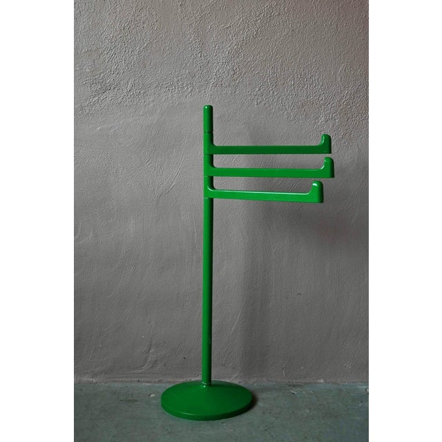 1980s Vintage Italian Space Age Futuristic Green Plastic Towel Rack, 1980s For Sale - Image 5 of 9