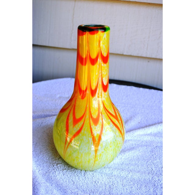 Late 20th Century Mid Century Inspired Art Glass Vase by Fifth Avenue Crystal For Sale - Image 5 of 7