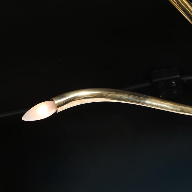 Metal Mid-Century Polished Brass 8-Arm Sculptural Chandelier by Oscar Torlasco For Sale - Image 7 of 17