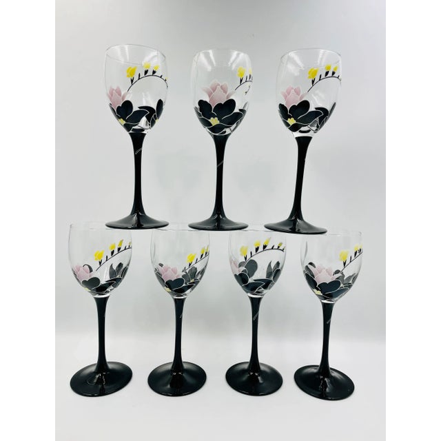 Late 20th Century Floral Wine Glasses From France- Set of 7 For Sale - Image 12 of 12