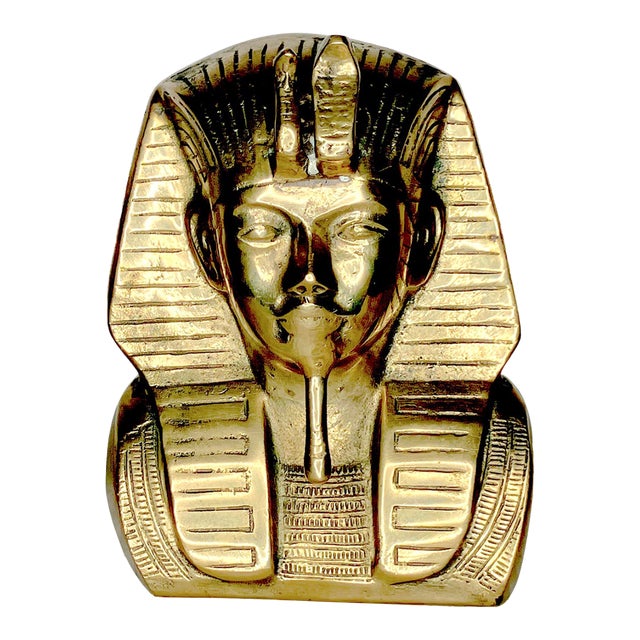 Treasures of Tutankhamun 1979 Traveling Museum Exhibition Bust –6.7 Lbs. For Sale