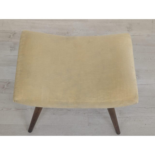 Vintage Pouf in Fabric, 1960s For Sale - Image 10 of 11