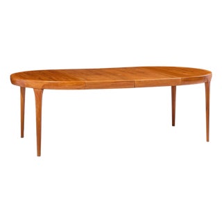 Kofod Larsen for Faarup Møbelfabrik Mid Century Danish Teak Expanding Dining Table With 2 Leaves For Sale