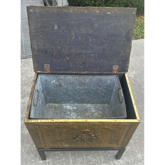 Metal Mid 20th Century English Press Minted Brass Pub/Tavern Scene Wood Kindling Storage Box on Stand For Sale - Image 7 of 17