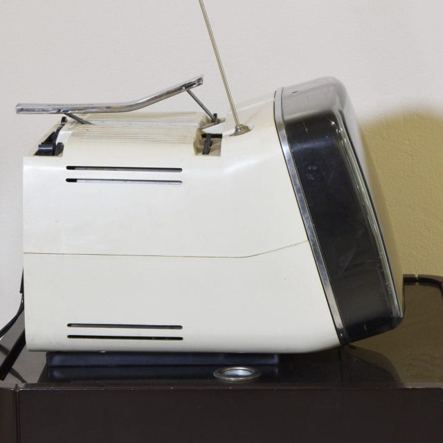 Brionvega Tv Algol 11 by Marco Zanuso Richard Sapper, 1960s For Sale - Image 6 of 15