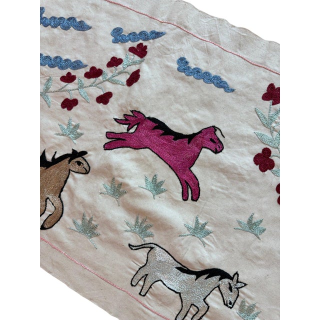 1960s Magenta Horse Suzani Wall Hanging, Berry Vine For Sale - Image 5 of 5