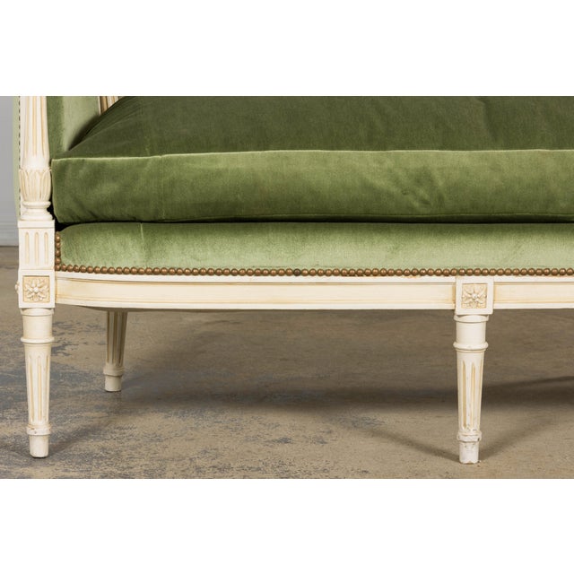 French Louis XVI Style Painted Canapé in Moss Green Velvet, Provence For Sale - Image 12 of 18