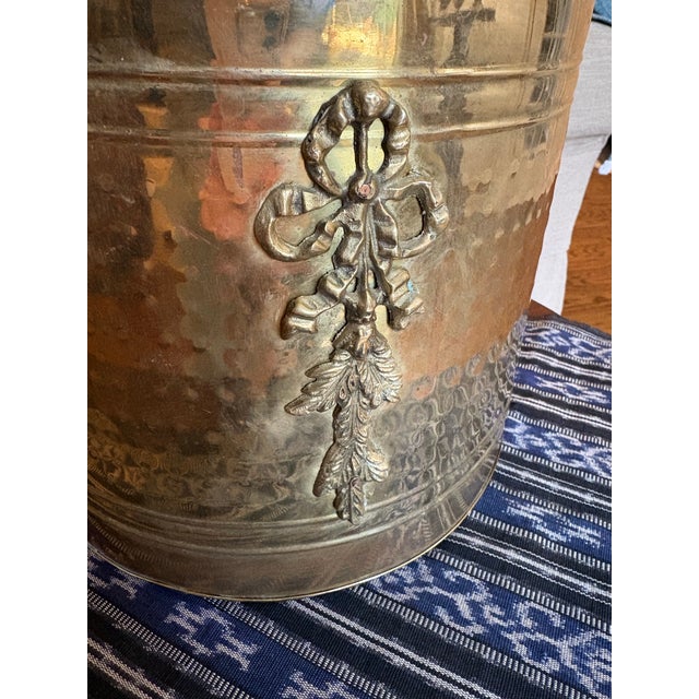 Metal Vintage Hammered Brass Cache Pot Planter With French Style Ribbon & Leaf Motif For Sale - Image 7 of 9