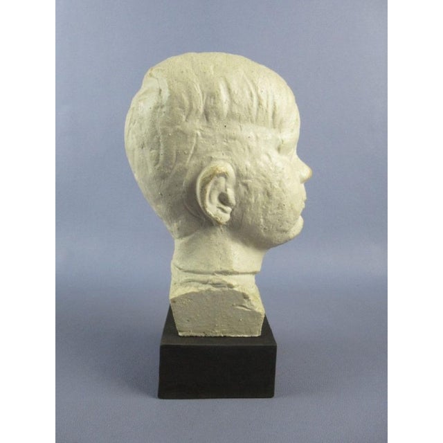 Lithoceramic Statue of Child by Lorenzo Pepe for Piccinelli, 20th Century For Sale - Image 3 of 11