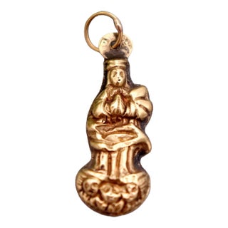 19.2k Gold Pendant For Sale