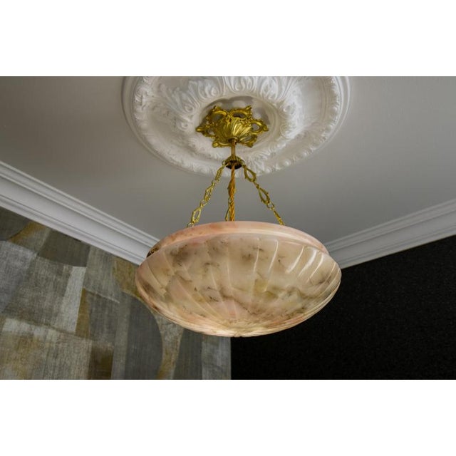 Metal Art Deco French Pink and Gray Alabaster and Bronze Pendant Light, 1920s For Sale - Image 7 of 18